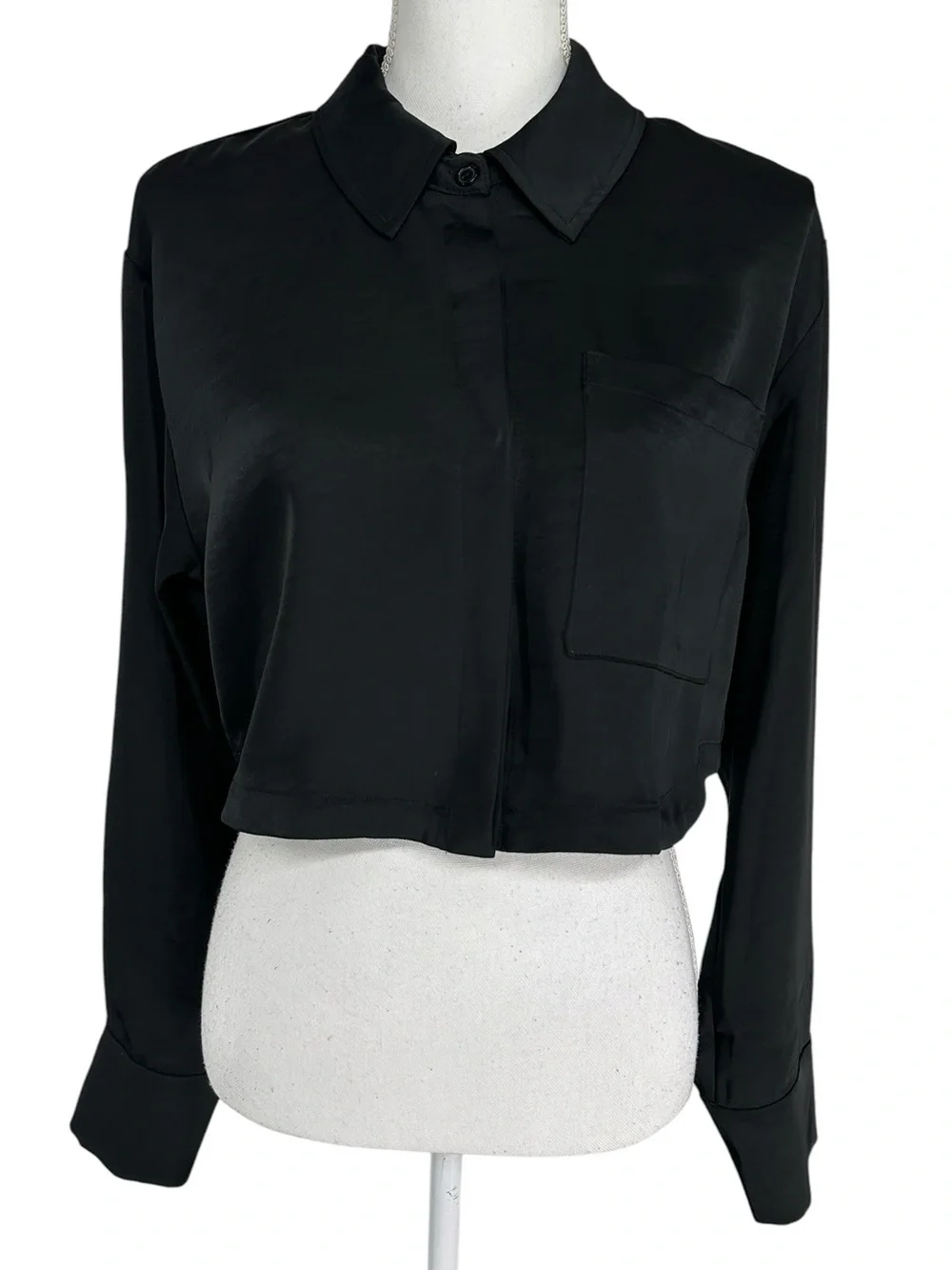 HOUSE OF HARLOW 1960 / Crop Button Down Shirt with Collar / Medium / Whinsigoth